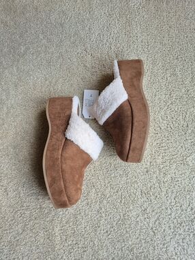 NWT Time And Tru Brown Wedge Clog Womens Size 7 Or 10